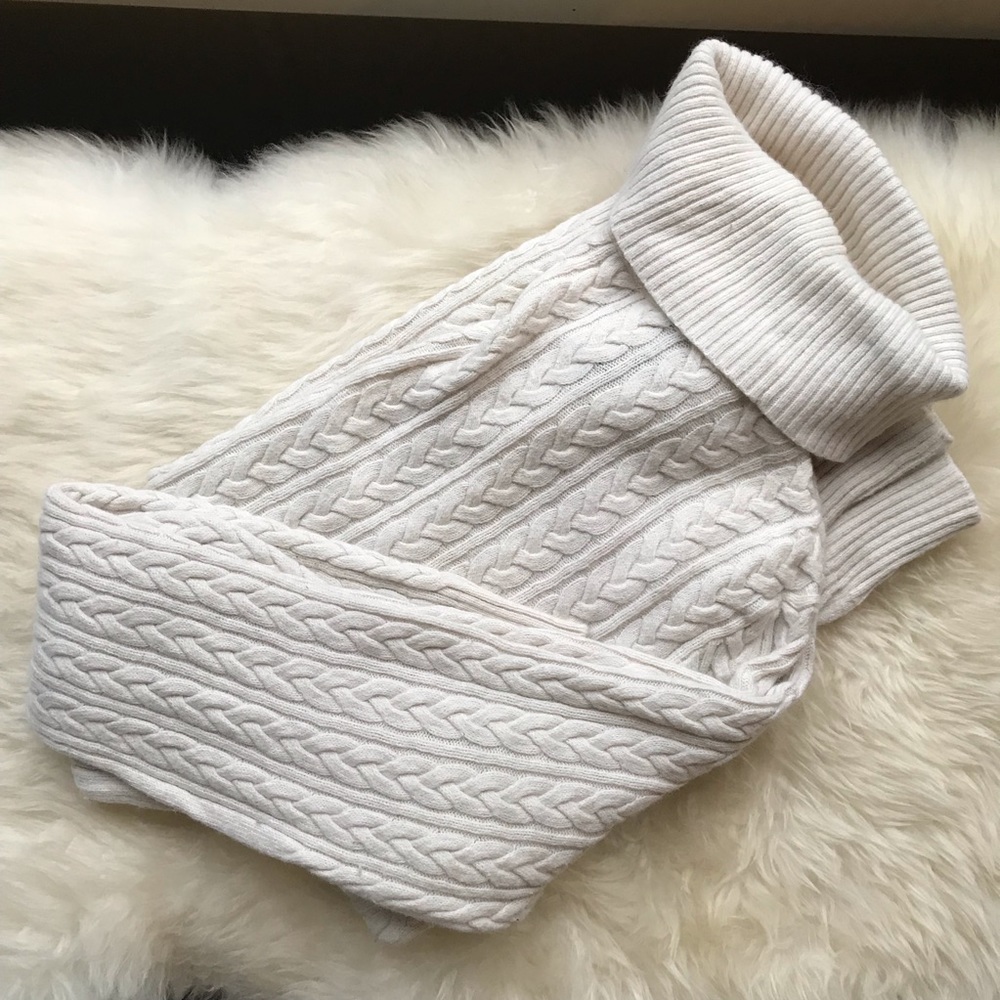 Eddie Bauer Cable Knit Turtleneck
